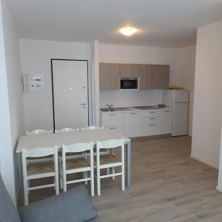 Ferienwohnung Fuer 7 Personen Ca 50 Qm In Bibione, Adriakueste Italien Und Umgebung - B62891 *